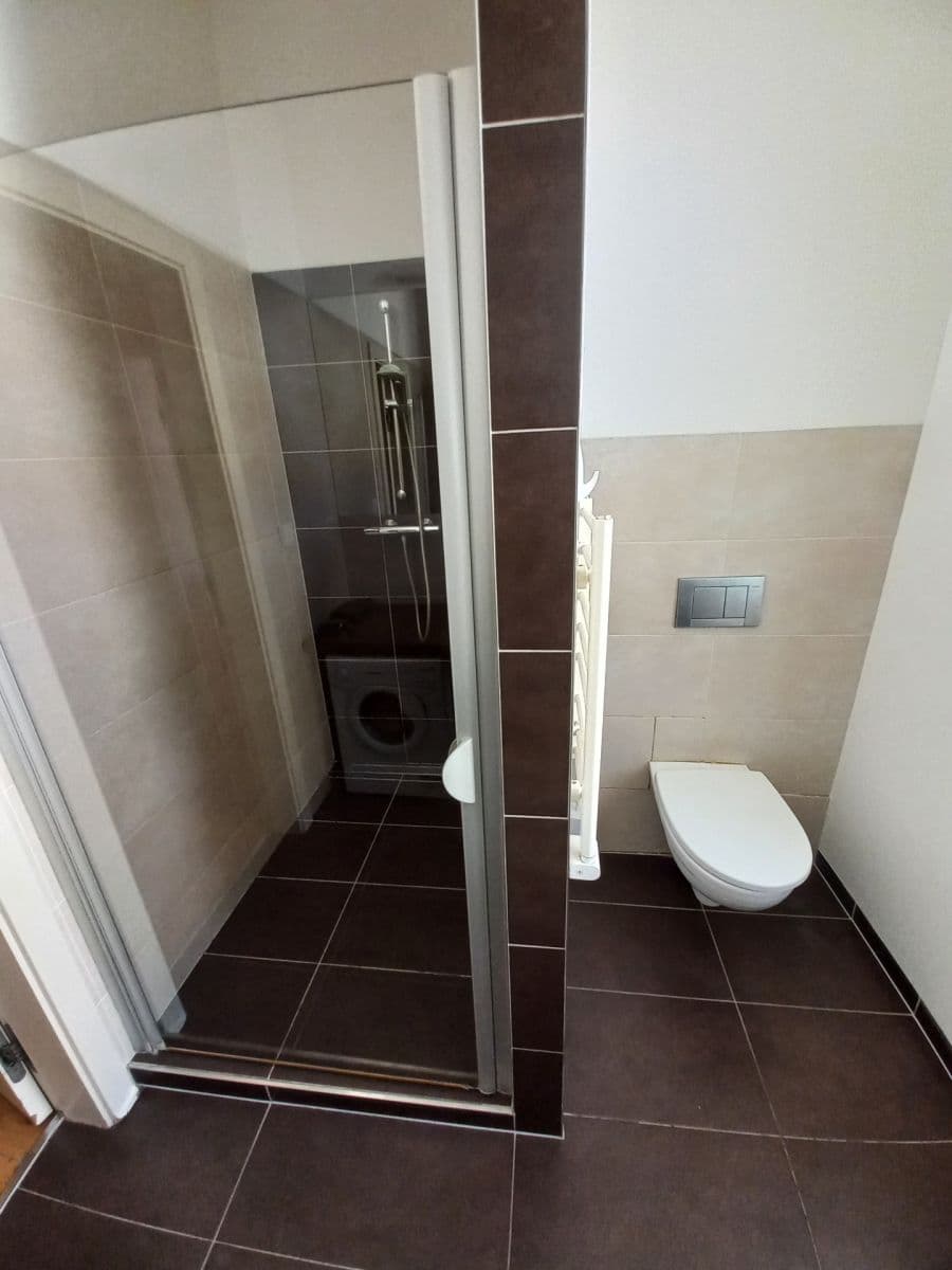 Prenájom bytu 2-izbový 48 m², U Božích bojovníků, Praha, Praha Prenájom bytu 2-izbový 48 m², U Božích bojovníků, Praha, Praha