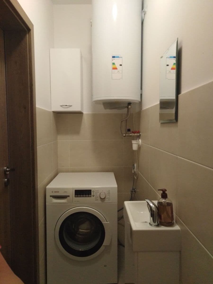 Prenájom bytu 3-izbový 90 m², Orechová, Dunajská Lužná, Bratislavský kraj Prenájom bytu 3-izbový 90 m², Orechová, Dunajská Lužná, Bratislavský kraj