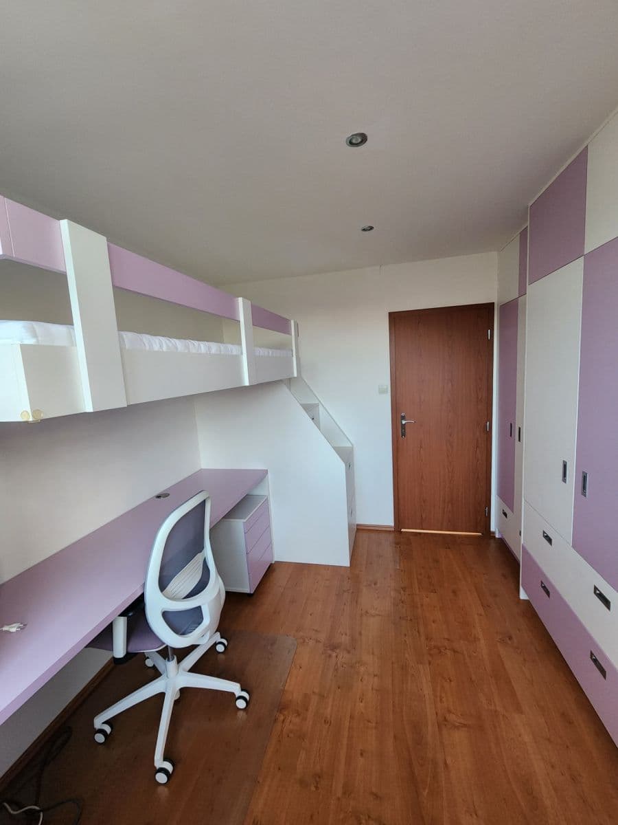 Prenájom bytu 3-izbový 68 m², K Lipám, Praha, Praha Prenájom bytu 3-izbový 68 m², K Lipám, Praha, Praha