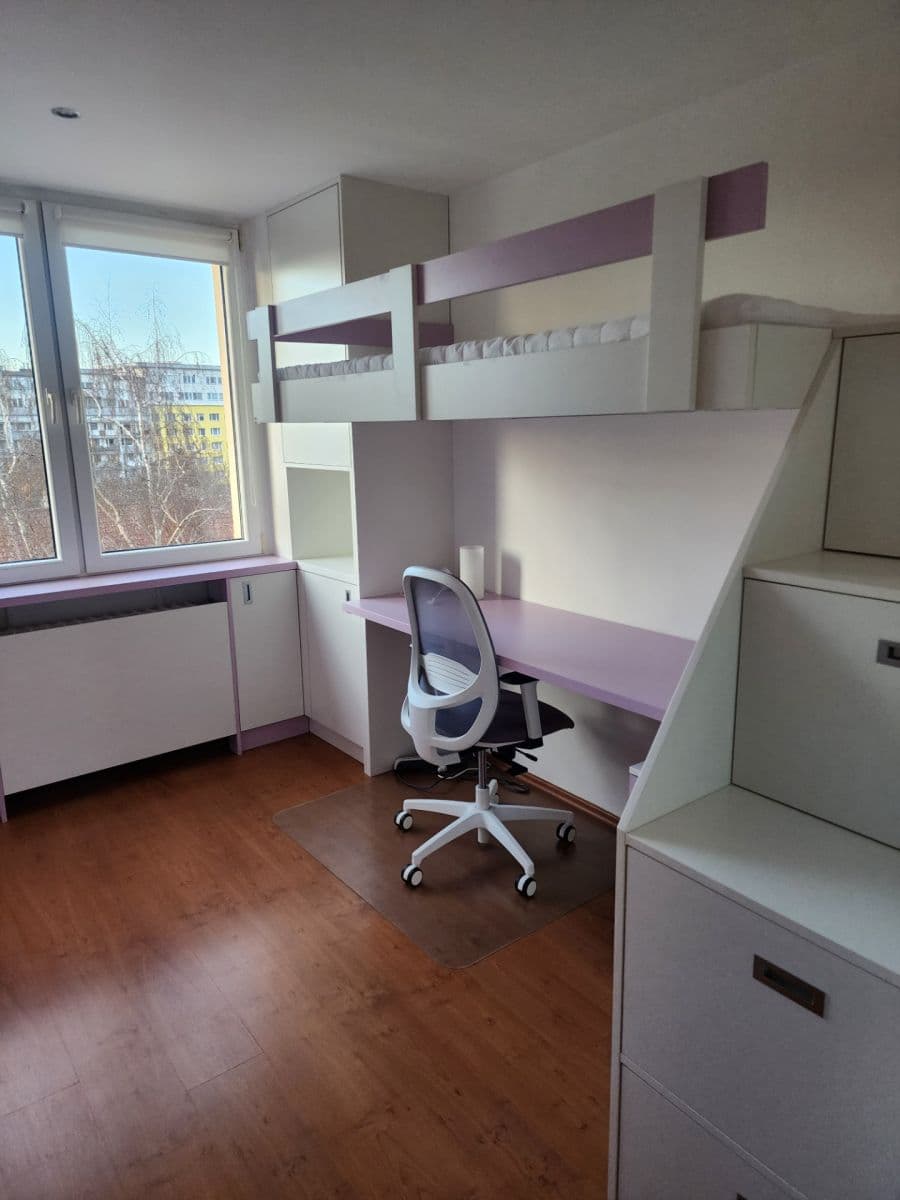 Prenájom bytu 3-izbový 68 m², K Lipám, Praha, Praha Prenájom bytu 3-izbový 68 m², K Lipám, Praha, Praha