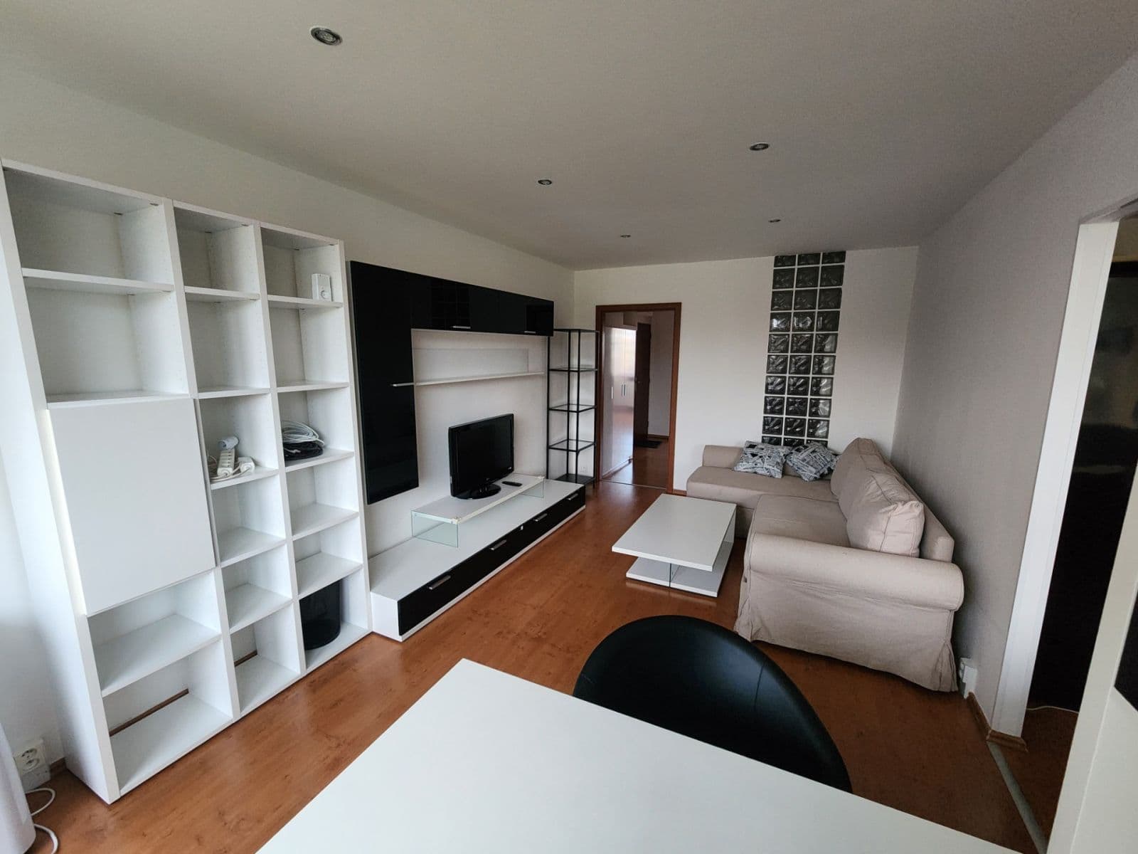 Prenájom bytu 3-izbový 68 m², K Lipám, Praha, Praha Prenájom bytu 3-izbový 68 m², K Lipám, Praha, Praha