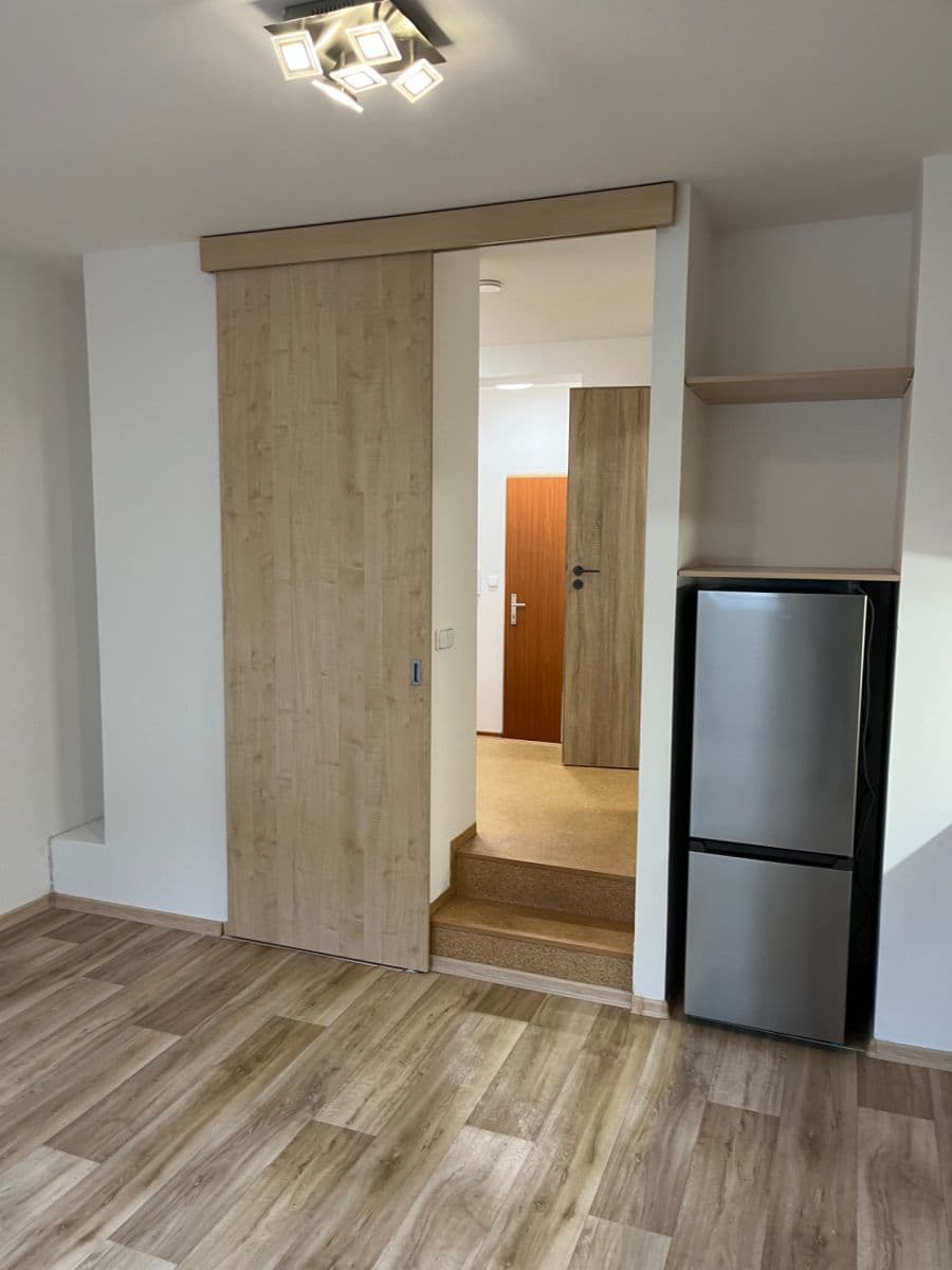 Prenájom bytu 1-izbový 34 m², Vlhká, Brno, Jihomoravský kraj Prenájom bytu 1-izbový 34 m², Vlhká, Brno, Jihomoravský kraj