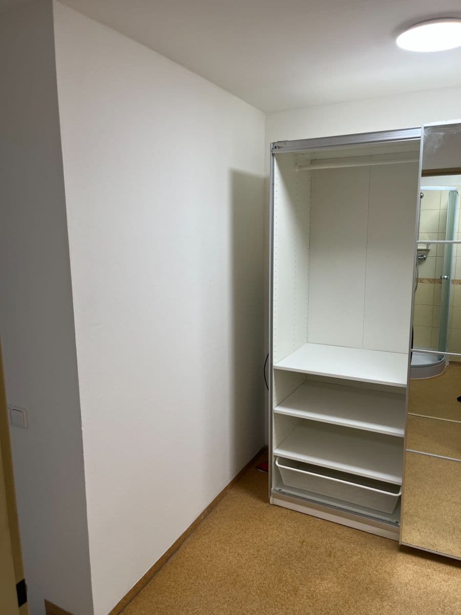 Prenájom bytu 1-izbový 34 m², Vlhká, Brno, Jihomoravský kraj Prenájom bytu 1-izbový 34 m², Vlhká, Brno, Jihomoravský kraj