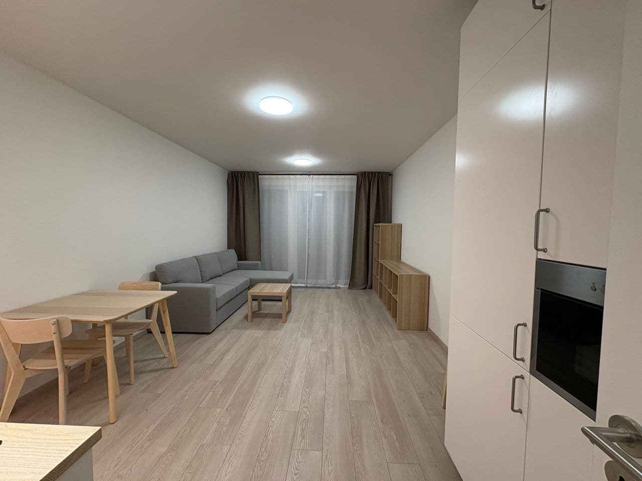 Prenájom bytu 1-izbový 33 m², Výstavní, Praha, Praha Prenájom bytu 1-izbový 33 m², Výstavní, Praha, Praha