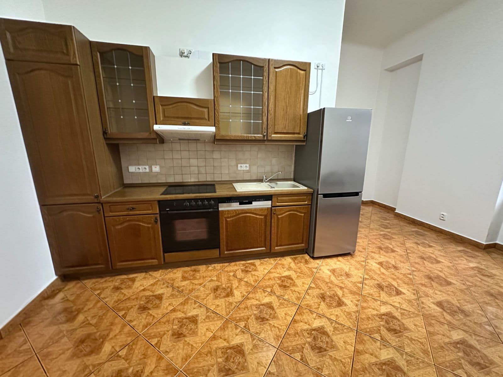 Prenájom bytu 4-izbový 144 m², Československé armády, Praha, Praha Prenájom bytu 4-izbový 144 m², Československé armády, Praha, Praha