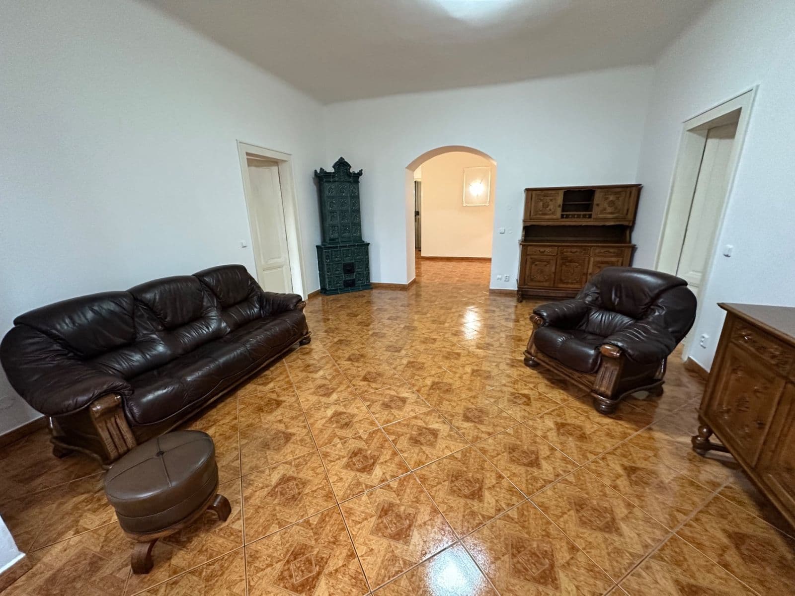 Prenájom bytu 4-izbový 144 m², Československé armády, Praha, Praha Prenájom bytu 4-izbový 144 m², Československé armády, Praha, Praha