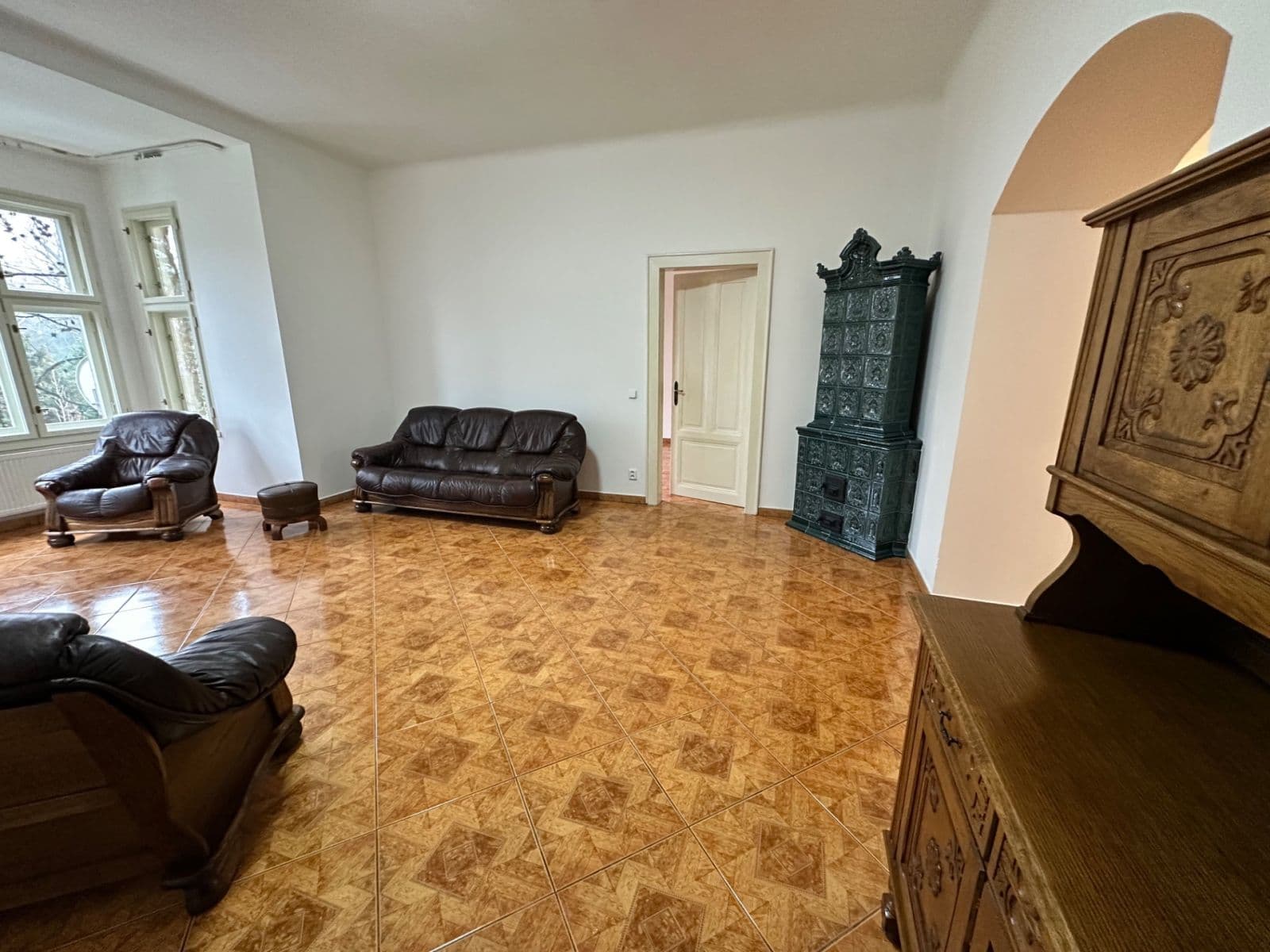 Prenájom bytu 4-izbový 144 m², Československé armády, Praha, Praha Prenájom bytu 4-izbový 144 m², Československé armády, Praha, Praha