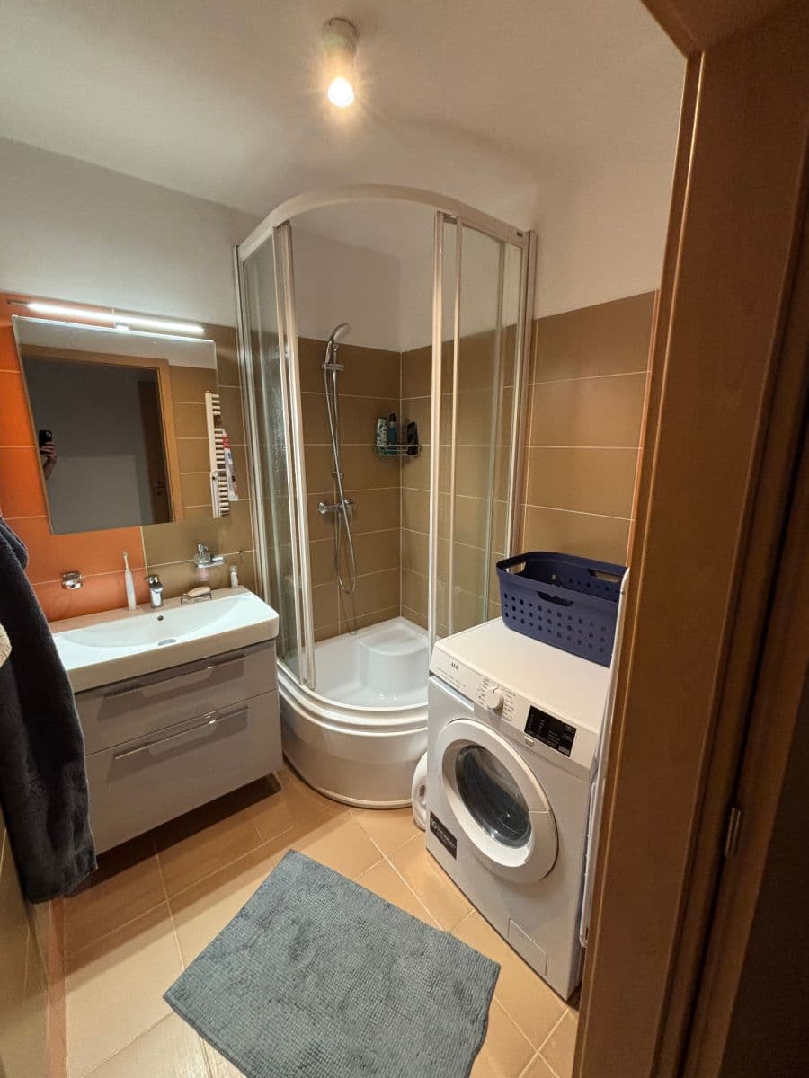 Prenájom bytu 2-izbový 50 m², Kovařovicova, Brno, Jihomoravský kraj Prenájom bytu 2-izbový 50 m², Kovařovicova, Brno, Jihomoravský kraj