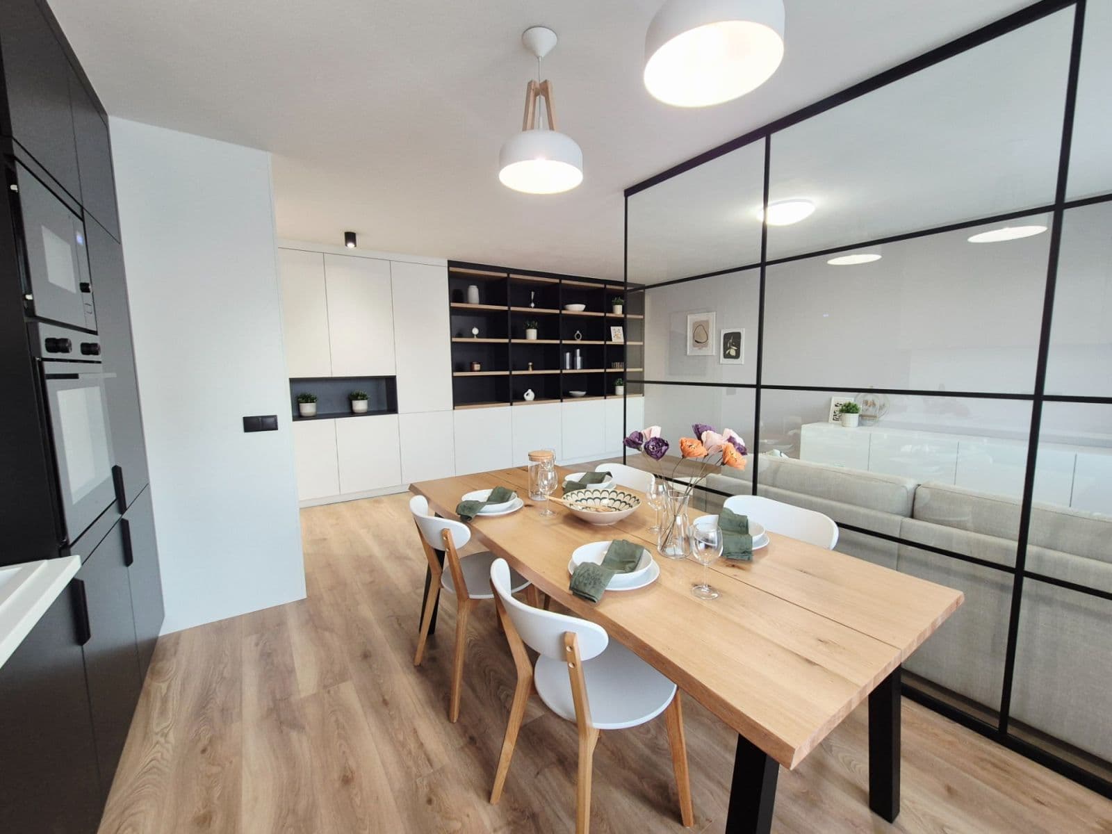 Predaj bytu 3-izbový 80 m², nábřeží Závodu míru, Pardubice, Pardubický kraj Predaj bytu 3-izbový 80 m², nábřeží Závodu míru, Pardubice, Pardubický kraj