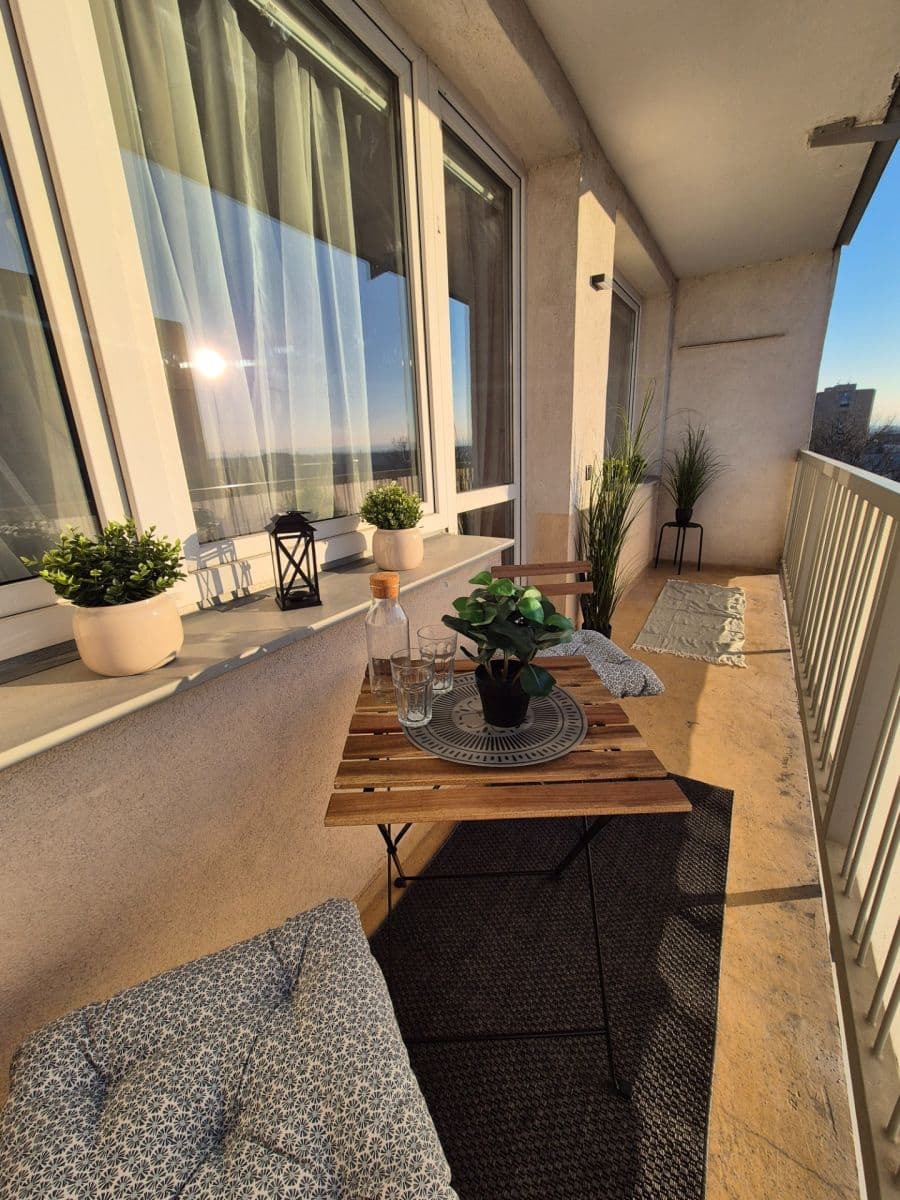 Predaj bytu 3-izbový 80 m², nábřeží Závodu míru, Pardubice, Pardubický kraj Predaj bytu 3-izbový 80 m², nábřeží Závodu míru, Pardubice, Pardubický kraj