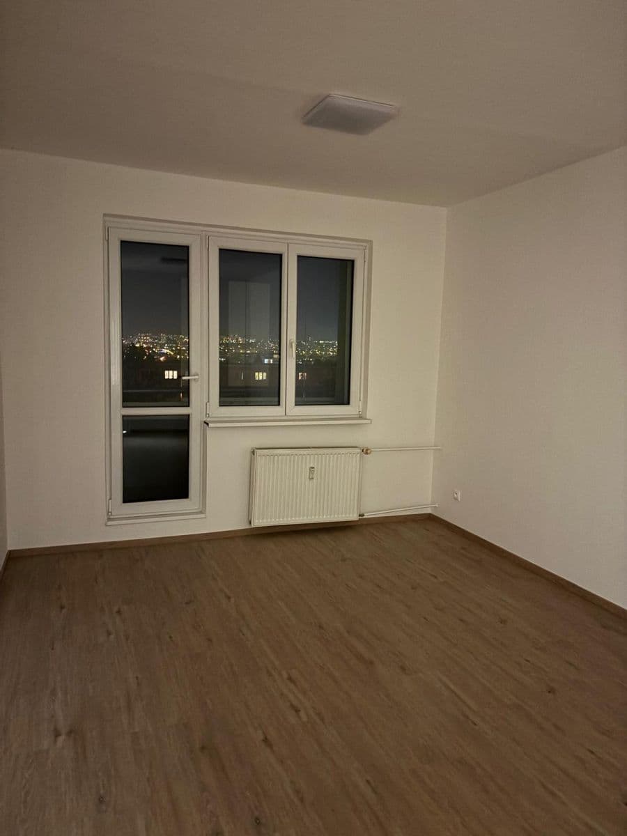 Prenájom bytu 2-izbový 55 m², U Krbu, Praha, Praha Prenájom bytu 2-izbový 55 m², U Krbu, Praha, Praha