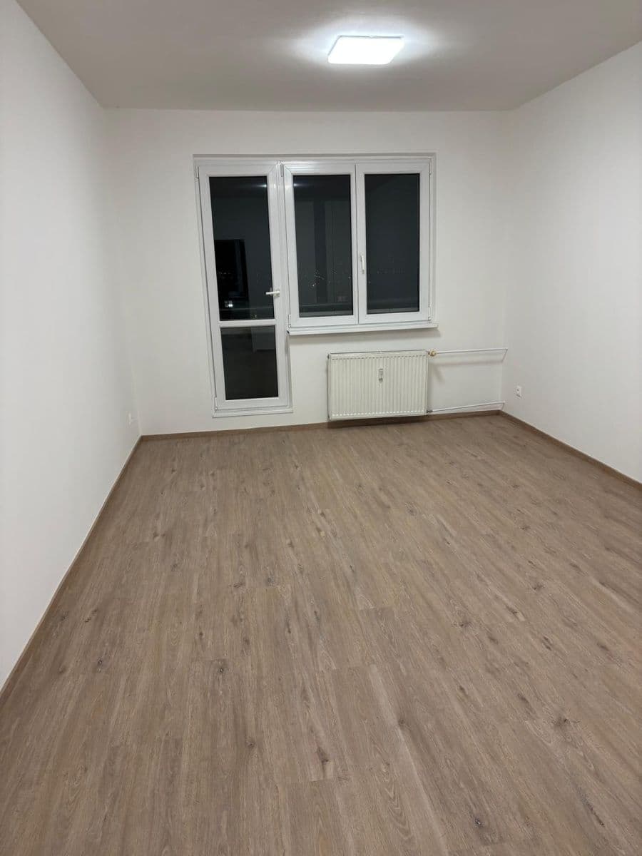 Prenájom bytu 2-izbový 55 m², U Krbu, Praha, Praha Prenájom bytu 2-izbový 55 m², U Krbu, Praha, Praha