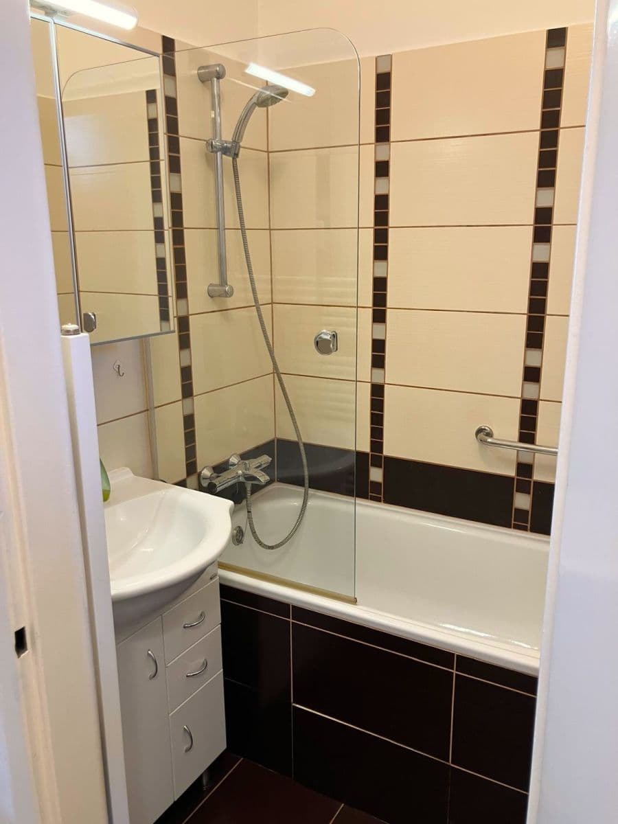 Prenájom bytu 2-izbový 52 m², Za Zelenou Liškou, Praha, Praha Prenájom bytu 2-izbový 52 m², Za Zelenou Liškou, Praha, Praha