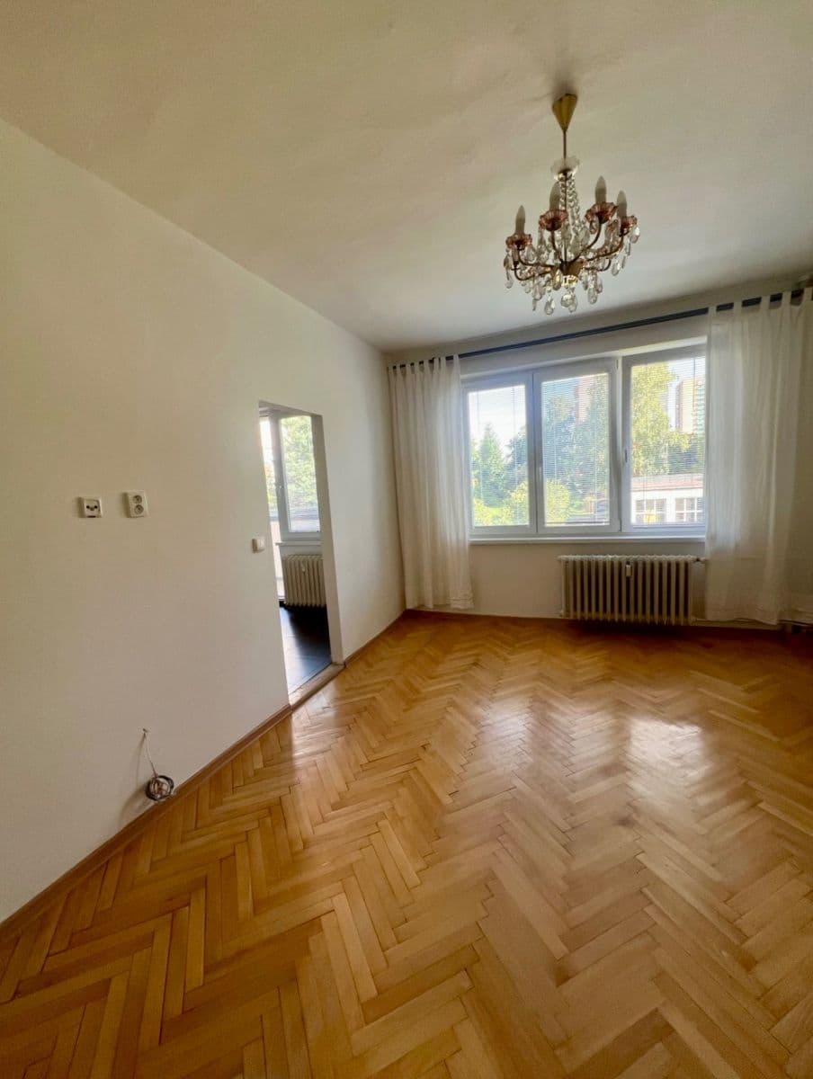 Prenájom bytu 2-izbový 55 m², Máchova, Třinec, Moravskoslezský kraj Prenájom bytu 2-izbový 55 m², Máchova, Třinec, Moravskoslezský kraj