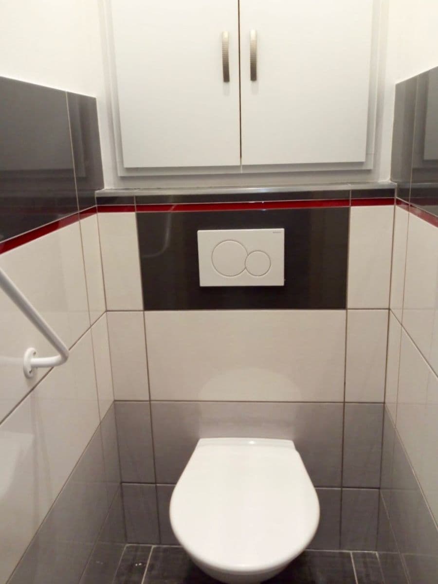 Prenájom bytu 2-izbový 55 m², Máchova, Třinec, Moravskoslezský kraj Prenájom bytu 2-izbový 55 m², Máchova, Třinec, Moravskoslezský kraj