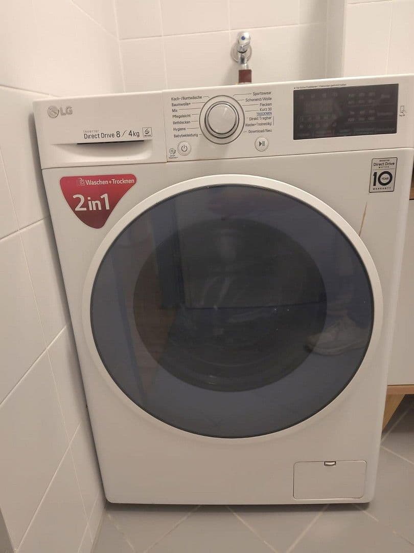 Prenájom bytu 2-izbový 68 m², Webgasse 21, Wien, Viedeň Prenájom bytu 2-izbový 68 m², Webgasse 21, Wien, Viedeň