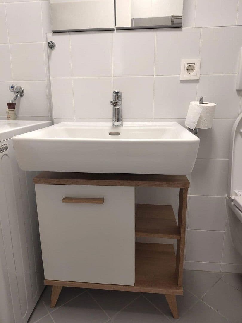 Prenájom bytu 2-izbový 68 m², Webgasse 21, Wien, Viedeň Prenájom bytu 2-izbový 68 m², Webgasse 21, Wien, Viedeň