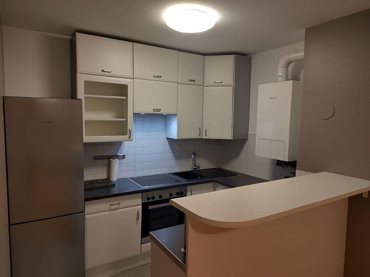 Prenájom bytu 2-izbový 68 m², Webgasse 21, Wien, Viedeň Prenájom bytu 2-izbový 68 m², Webgasse 21, Wien, Viedeň