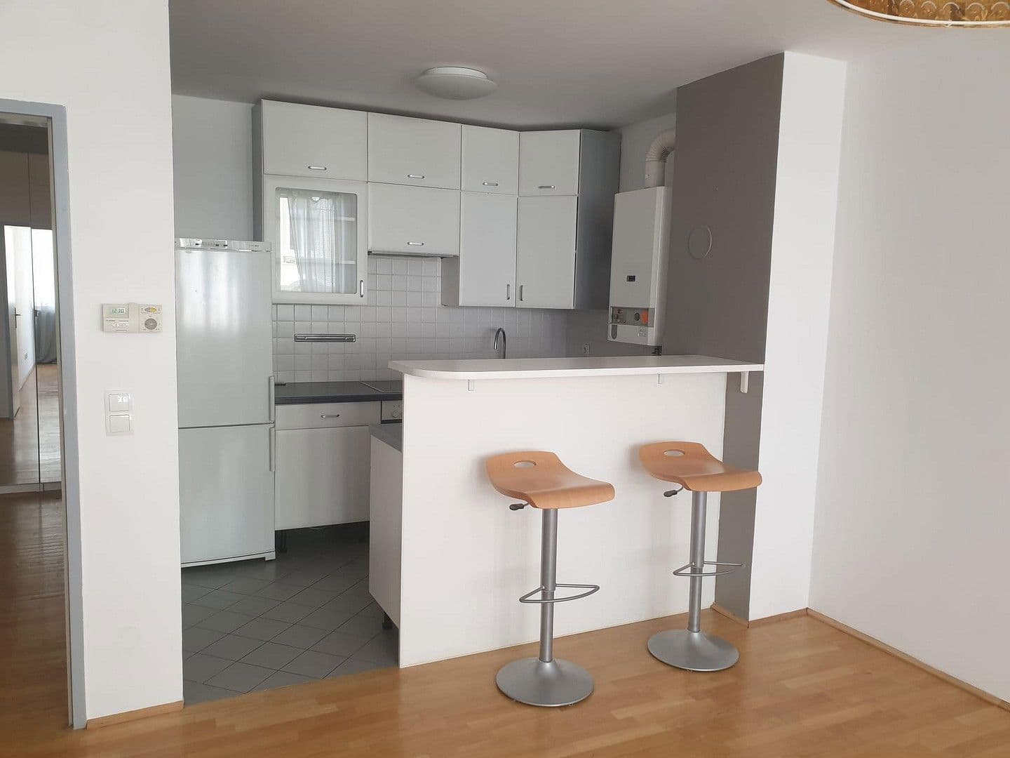 Prenájom bytu 2-izbový 68 m², Webgasse 21, Wien, Viedeň Prenájom bytu 2-izbový 68 m², Webgasse 21, Wien, Viedeň