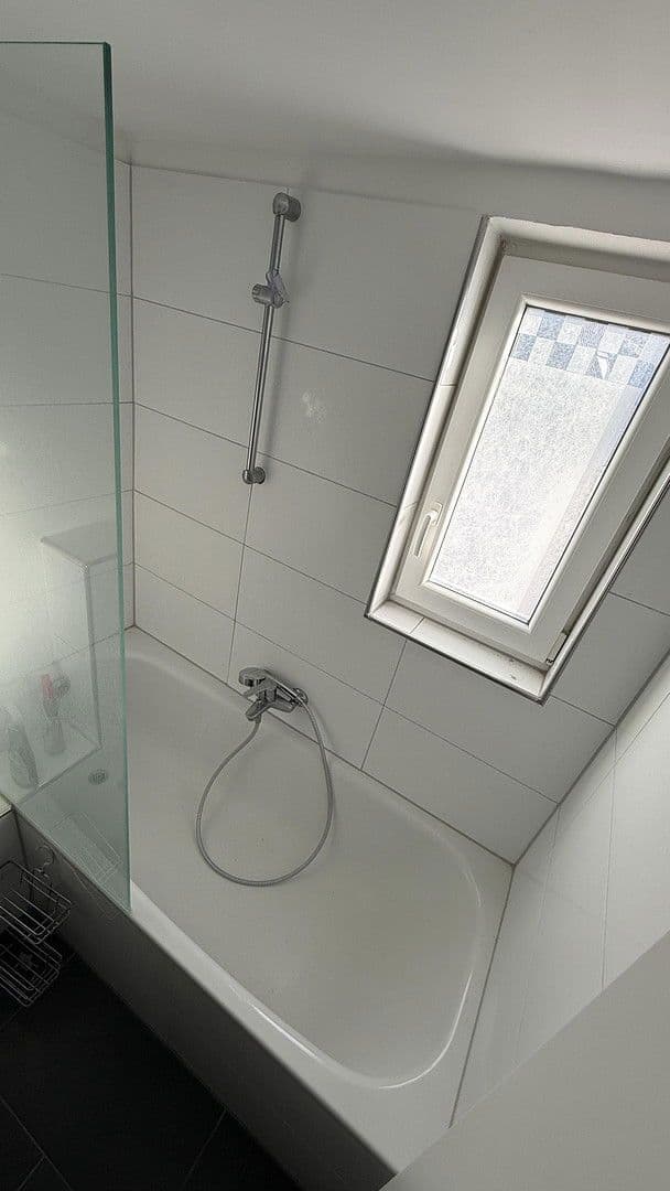 Prenájom bytu 3-izbový 70 m², Feuergraben 6, Hameln, Dolné Sasko Prenájom bytu 3-izbový 70 m², Feuergraben 6, Hameln, Dolné Sasko