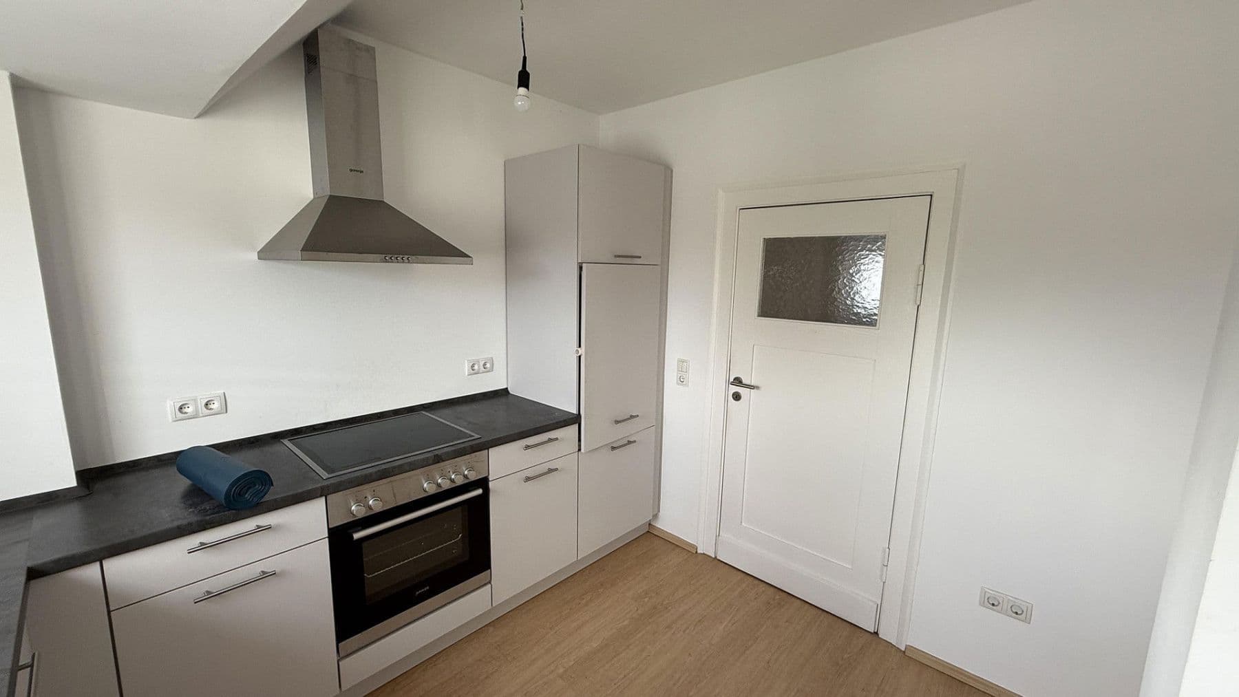 Prenájom bytu 3-izbový 70 m², Feuergraben 6, Hameln, Dolné Sasko Prenájom bytu 3-izbový 70 m², Feuergraben 6, Hameln, Dolné Sasko