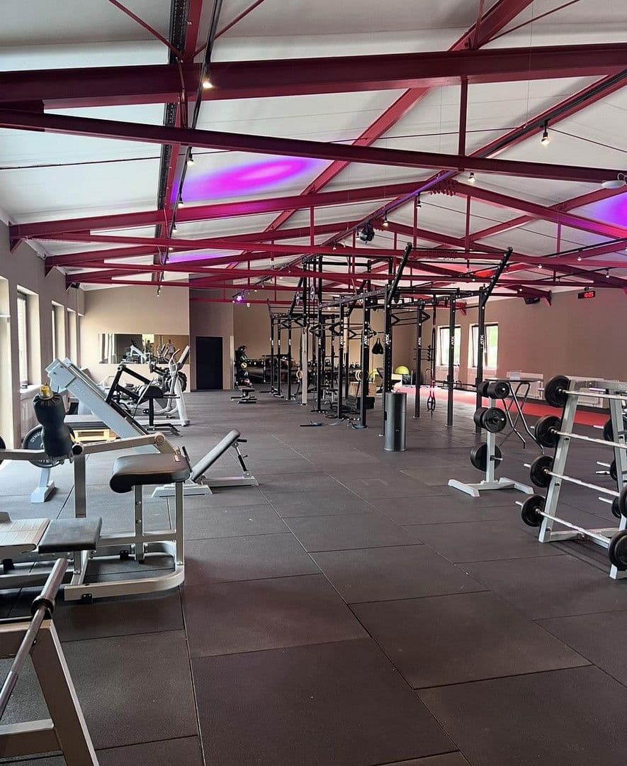 Predaj nebytového priestoru 4.300 m², Büchener Weg 119, Buchhorst, Šlezvicko-Holštajnsko Predaj nebytového priestoru 4.300 m², Büchener Weg 119, Buchhorst, Šlezvicko-Holštajnsko