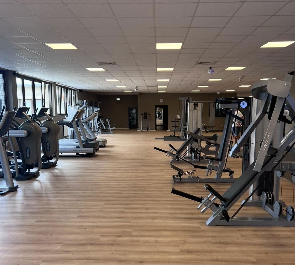 Predaj nebytového priestoru 4.300 m², Büchener Weg 119, Buchhorst, Šlezvicko-Holštajnsko Predaj nebytového priestoru 4.300 m², Büchener Weg 119, Buchhorst, Šlezvicko-Holštajnsko