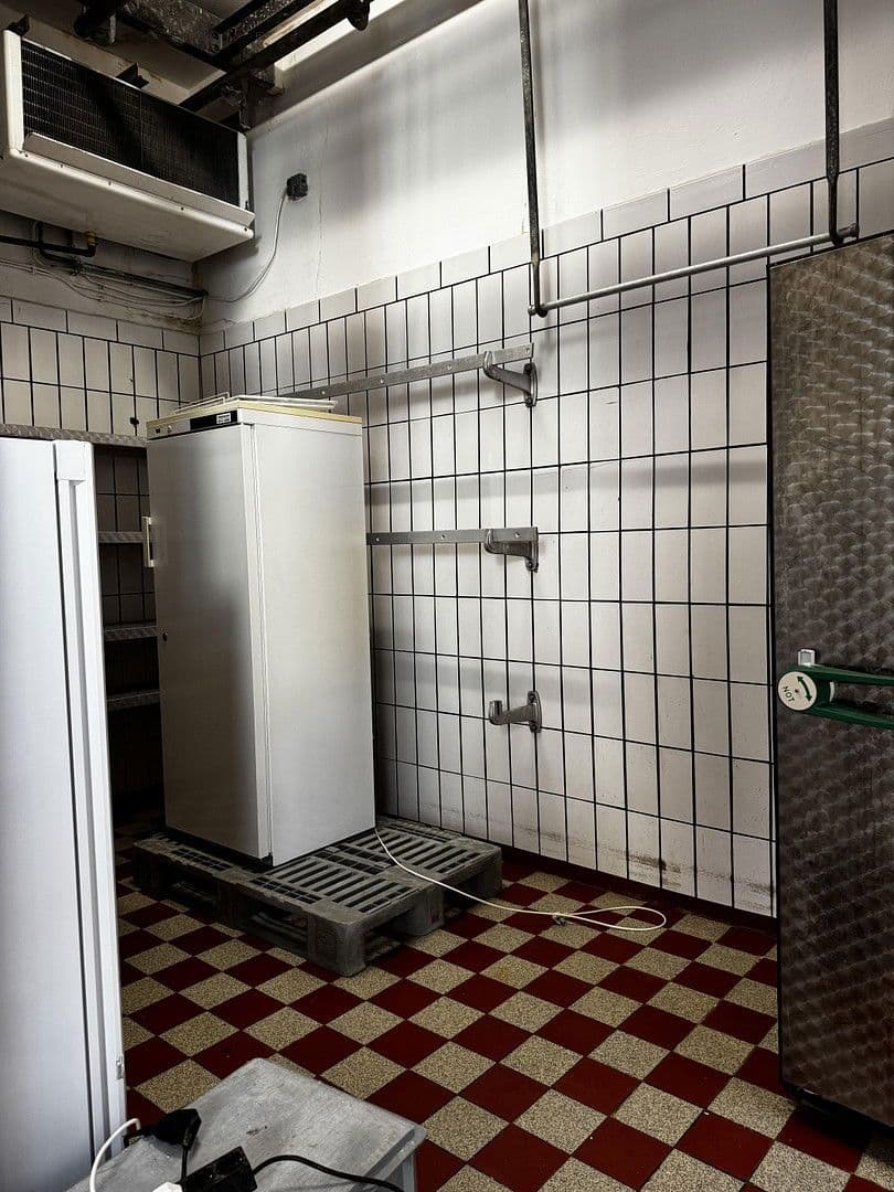 Predaj domu 165 m², pozemek 490 m², Amselweg 4, Schifferstadt, Porýnie-Falcko Predaj domu 165 m², pozemek 490 m², Amselweg 4, Schifferstadt, Porýnie-Falcko