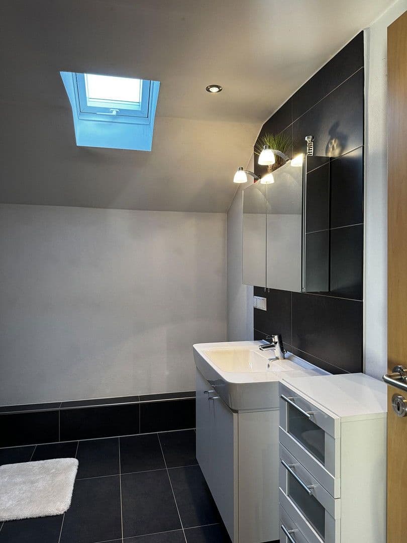 Predaj domu 165 m², pozemek 490 m², Amselweg 4, Schifferstadt, Porýnie-Falcko Predaj domu 165 m², pozemek 490 m², Amselweg 4, Schifferstadt, Porýnie-Falcko