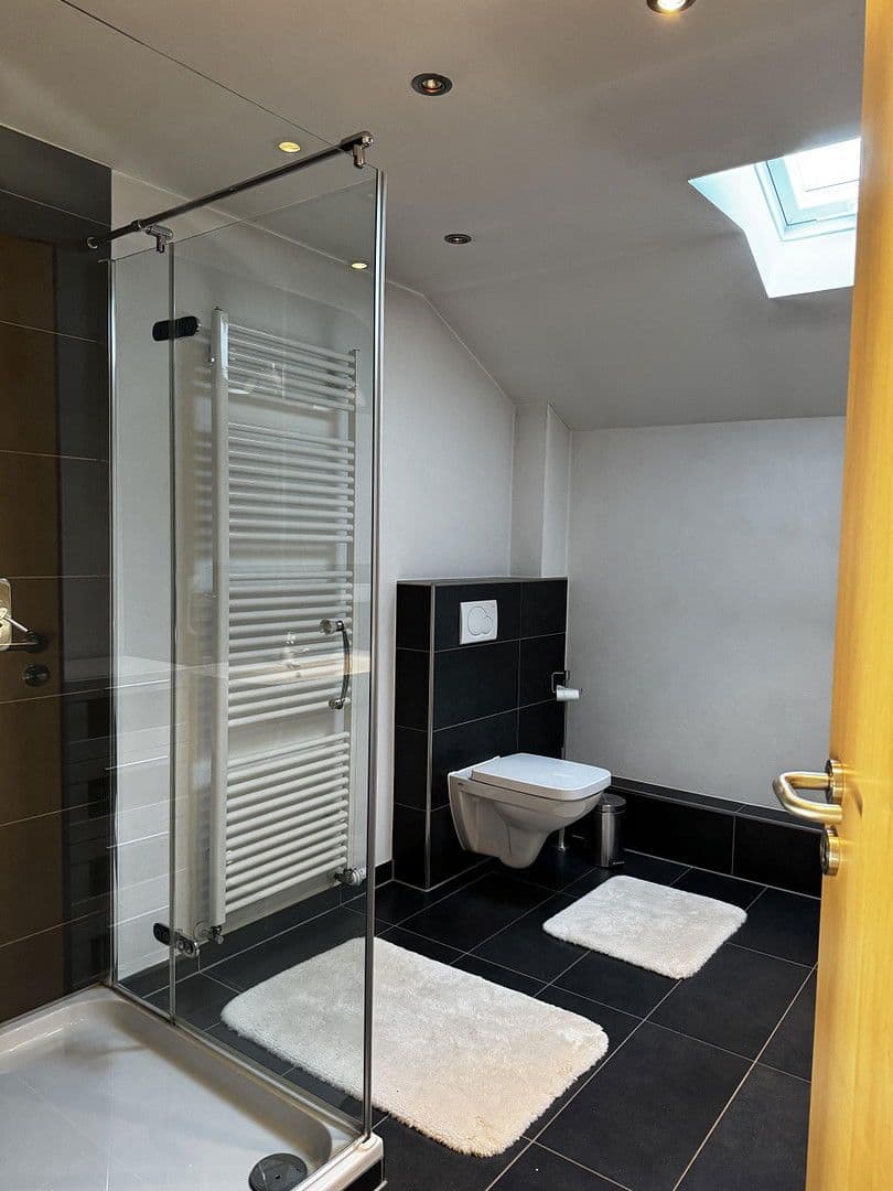 Predaj domu 165 m², pozemek 490 m², Amselweg 4, Schifferstadt, Porýnie-Falcko Predaj domu 165 m², pozemek 490 m², Amselweg 4, Schifferstadt, Porýnie-Falcko