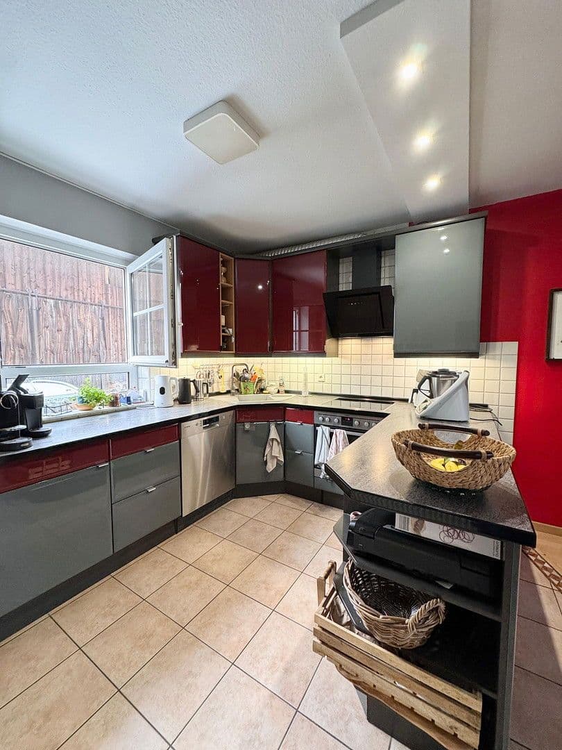 Predaj domu 100 m², pozemek 340 m², Hammersbach, Hesensko Predaj domu 100 m², pozemek 340 m², Hammersbach, Hesensko