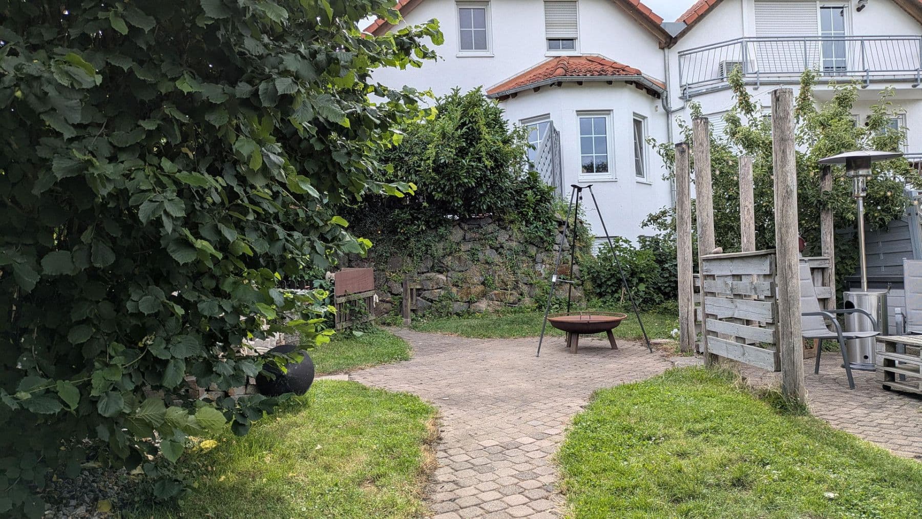 Predaj domu 100 m², pozemek 340 m², Hammersbach, Hesensko Predaj domu 100 m², pozemek 340 m², Hammersbach, Hesensko