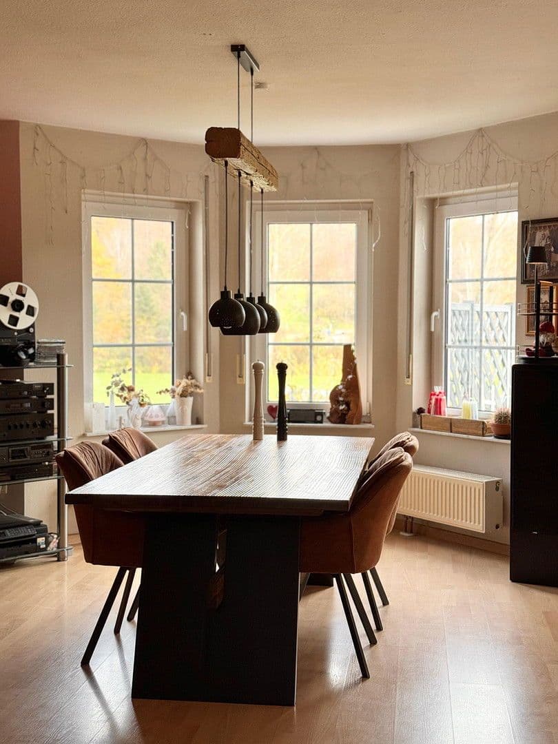 Predaj domu 100 m², pozemek 340 m², Hammersbach, Hesensko Predaj domu 100 m², pozemek 340 m², Hammersbach, Hesensko