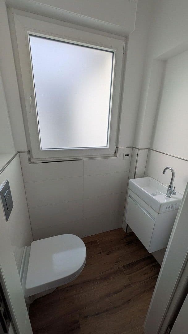 Prenájom bytu 5-izbový 156 m², Mülheim, Severné Porýnie - Westfálsko Prenájom bytu 5-izbový 156 m², Mülheim, Severné Porýnie - Westfálsko