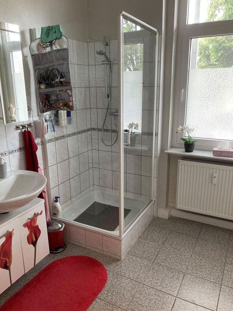 Prenájom bytu 4-izbový 109 m², Ringstraße 9, Wiesbaden, Hesensko Prenájom bytu 4-izbový 109 m², Ringstraße 9, Wiesbaden, Hesensko