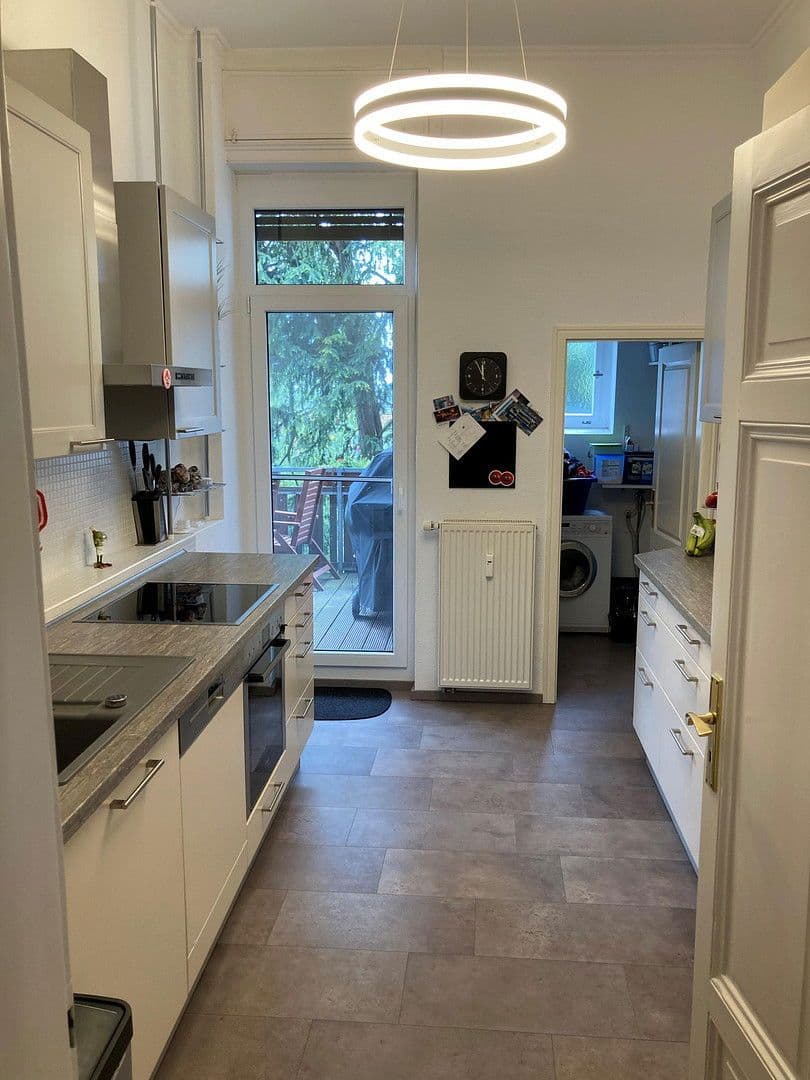 Prenájom bytu 4-izbový 109 m², Ringstraße 9, Wiesbaden, Hesensko Prenájom bytu 4-izbový 109 m², Ringstraße 9, Wiesbaden, Hesensko