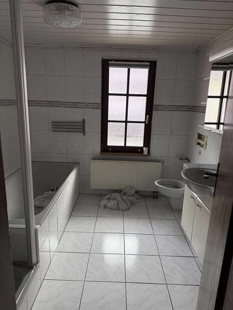 Prenájom domu 102 m², pozemek 150 m², Hauptstraße 137, Monsheim, Porýnie-Falcko Prenájom domu 102 m², pozemek 150 m², Hauptstraße 137, Monsheim, Porýnie-Falcko