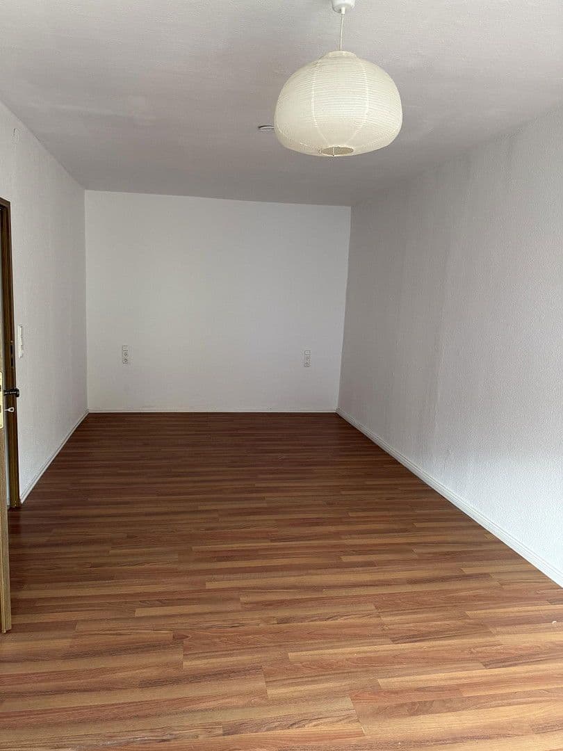 Prenájom domu 102 m², pozemek 150 m², Hauptstraße 137, Monsheim, Porýnie-Falcko Prenájom domu 102 m², pozemek 150 m², Hauptstraße 137, Monsheim, Porýnie-Falcko