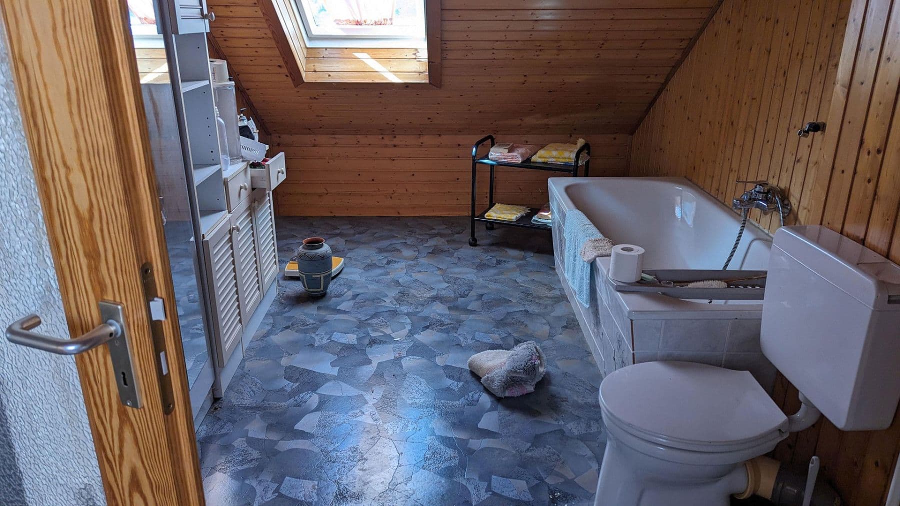 Predaj domu 178 m², pozemek 642 m², Bahnhofsstraße 22, Ronnenberg, Dolné Sasko Predaj domu 178 m², pozemek 642 m², Bahnhofsstraße 22, Ronnenberg, Dolné Sasko