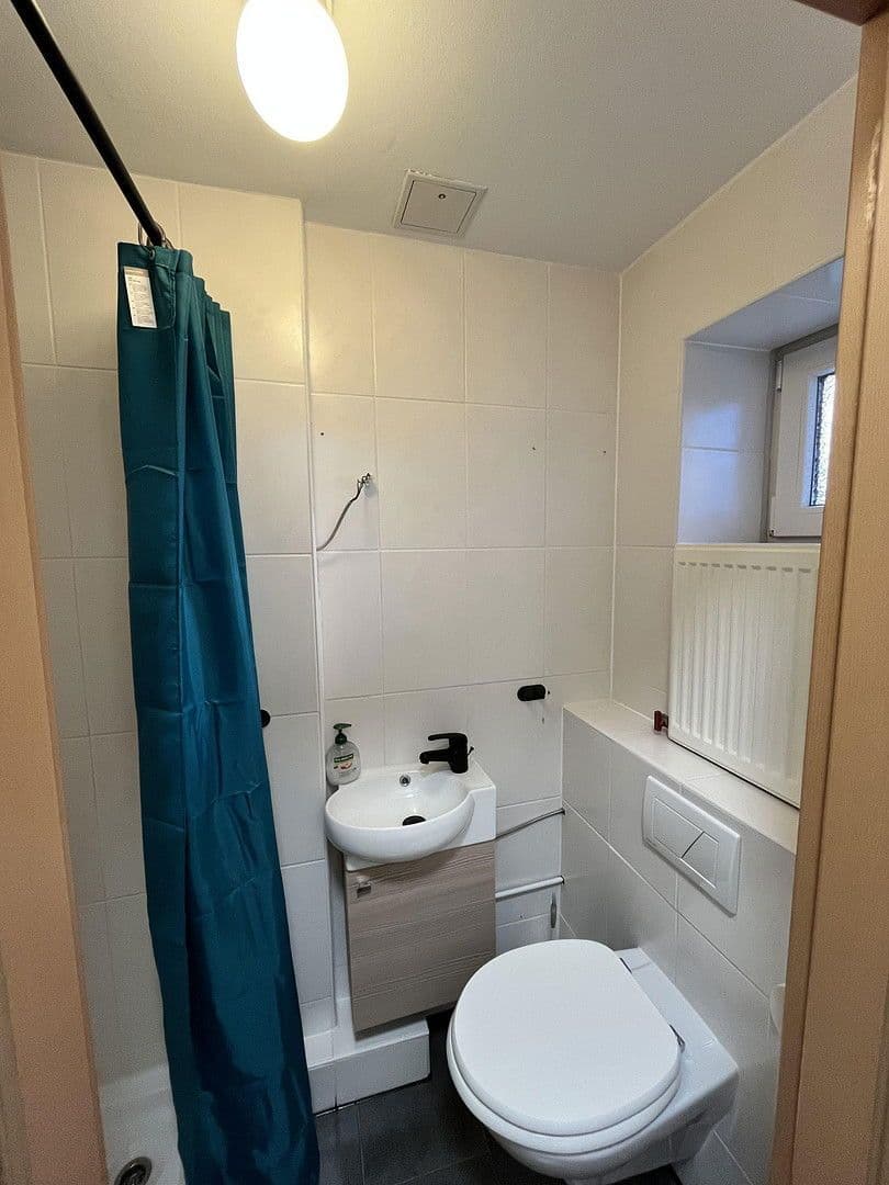 Prenájom bytu 2-izbový 34 m², Henckellweg 2, Hannover, Dolné Sasko Prenájom bytu 2-izbový 34 m², Henckellweg 2, Hannover, Dolné Sasko