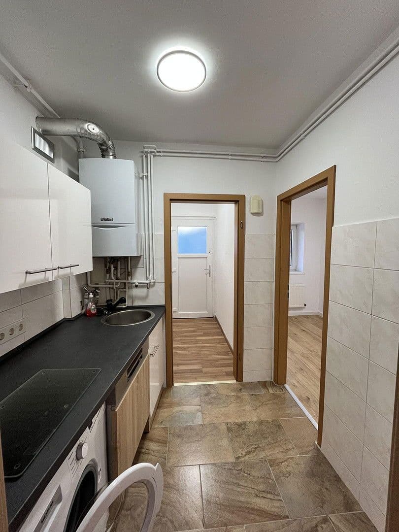 Prenájom bytu 2-izbový 34 m², Henckellweg 2, Hannover, Dolné Sasko Prenájom bytu 2-izbový 34 m², Henckellweg 2, Hannover, Dolné Sasko