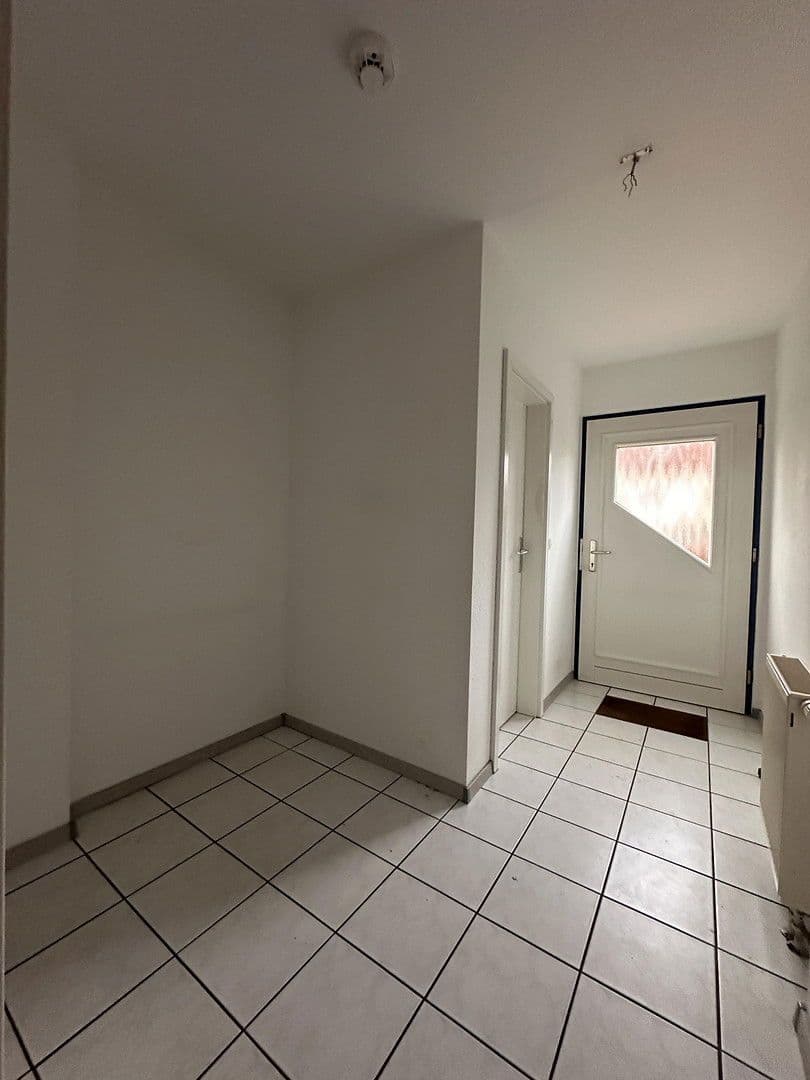 Prenájom domu 94 m², pozemek 115 m², Vogelkirschenring 28, Blankenfelde-Mahlow, Brandenbursko Prenájom domu 94 m², pozemek 115 m², Vogelkirschenring 28, Blankenfelde-Mahlow, Brandenbursko