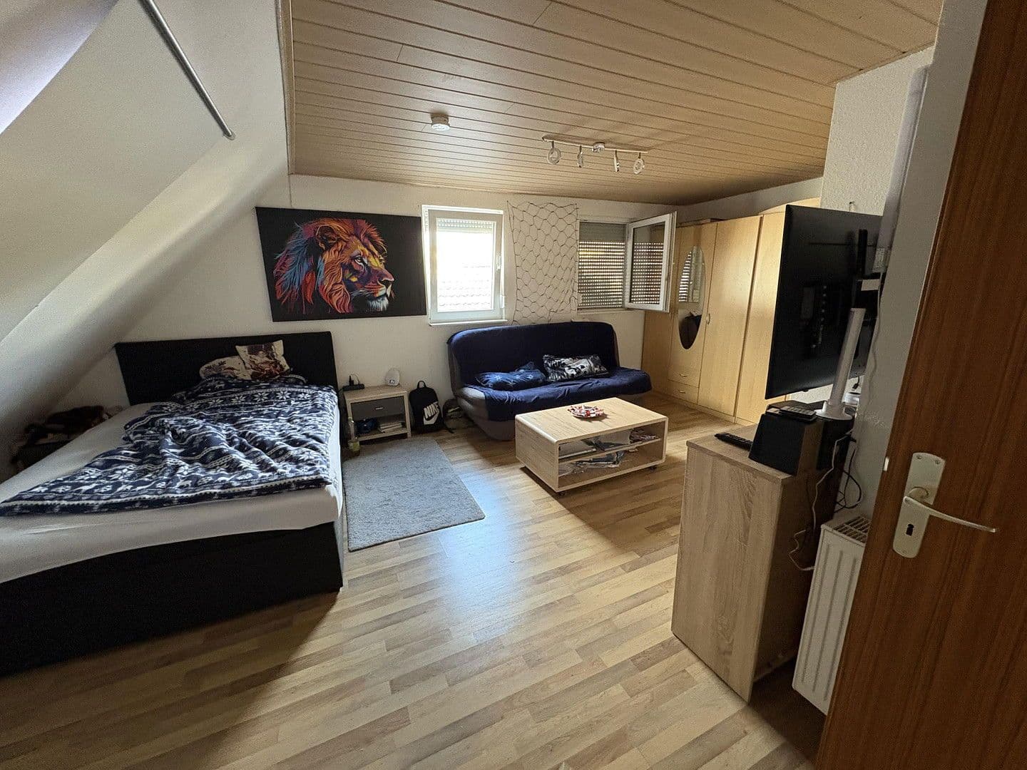 Prenájom bytu 3-izbový 113 m², Bahnhofstr. 13, Gedern, Hesensko Prenájom bytu 3-izbový 113 m², Bahnhofstr. 13, Gedern, Hesensko