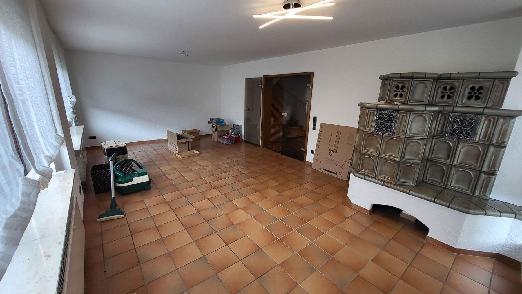 Predaj domu 195 m², pozemek 356 m², Am Waldfrieden 38, Oftersheim, Bádensko-Wurttembersko Predaj domu 195 m², pozemek 356 m², Am Waldfrieden 38, Oftersheim, Bádensko-Wurttembersko