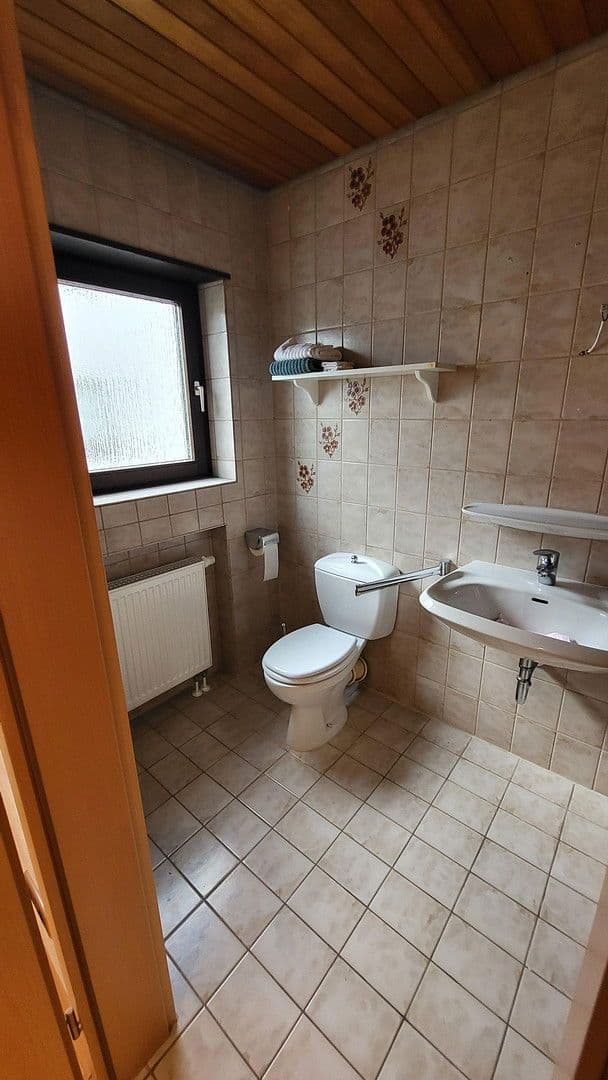 Predaj domu 195 m², pozemek 356 m², Am Waldfrieden 38, Oftersheim, Bádensko-Wurttembersko Predaj domu 195 m², pozemek 356 m², Am Waldfrieden 38, Oftersheim, Bádensko-Wurttembersko