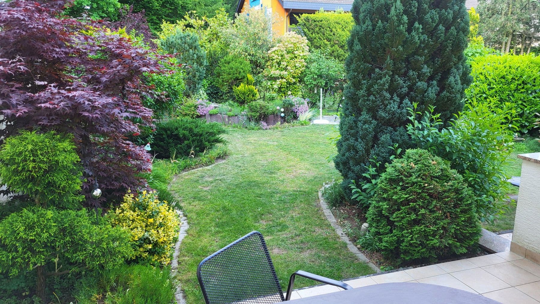 Predaj domu 195 m², pozemek 356 m², Am Waldfrieden 38, Oftersheim, Bádensko-Wurttembersko Predaj domu 195 m², pozemek 356 m², Am Waldfrieden 38, Oftersheim, Bádensko-Wurttembersko