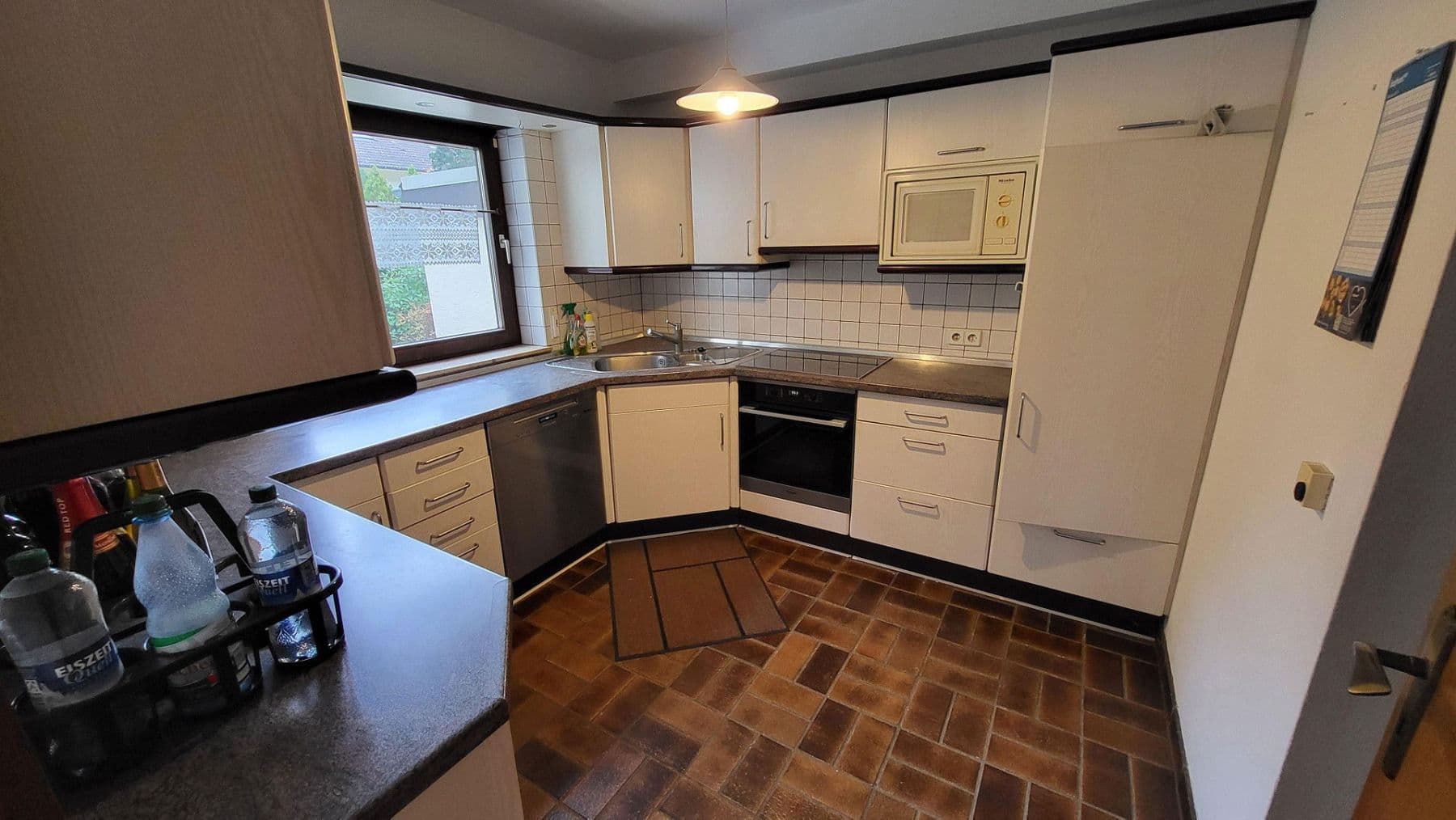 Predaj domu 195 m², pozemek 356 m², Am Waldfrieden 38, Oftersheim, Bádensko-Wurttembersko Predaj domu 195 m², pozemek 356 m², Am Waldfrieden 38, Oftersheim, Bádensko-Wurttembersko