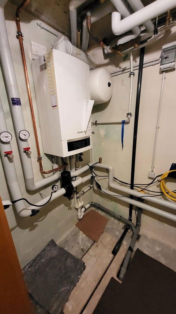 Predaj domu 195 m², pozemek 356 m², Am Waldfrieden 38, Oftersheim, Bádensko-Wurttembersko Predaj domu 195 m², pozemek 356 m², Am Waldfrieden 38, Oftersheim, Bádensko-Wurttembersko