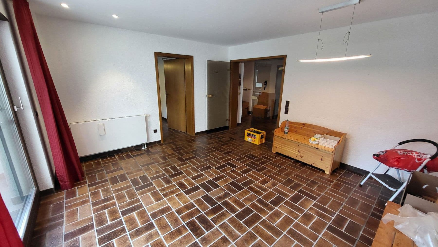 Predaj domu 195 m², pozemek 356 m², Am Waldfrieden 38, Oftersheim, Bádensko-Wurttembersko Predaj domu 195 m², pozemek 356 m², Am Waldfrieden 38, Oftersheim, Bádensko-Wurttembersko