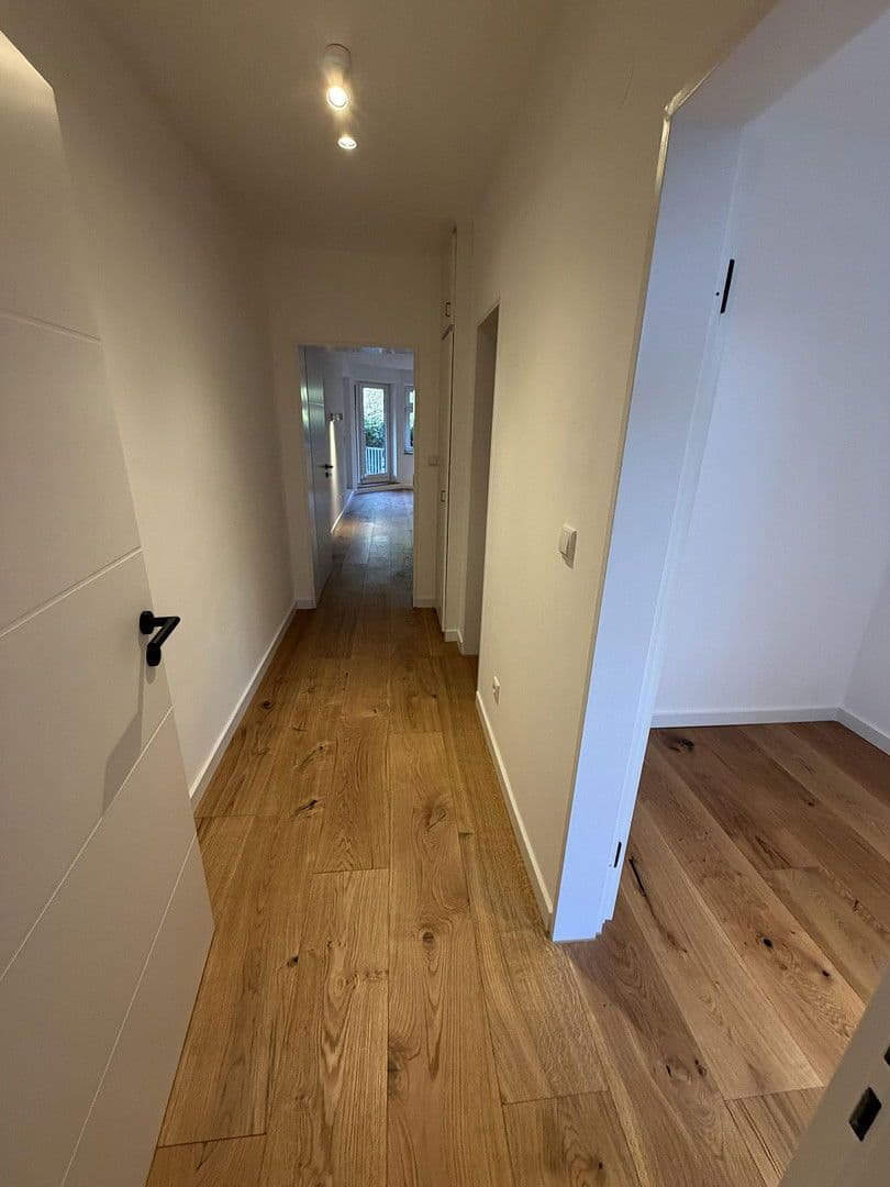 Predaj bytu 3-izbový 77 m², Schwachhauser Heerstr. 349, Bremen, Brémy Predaj bytu 3-izbový 77 m², Schwachhauser Heerstr. 349, Bremen, Brémy